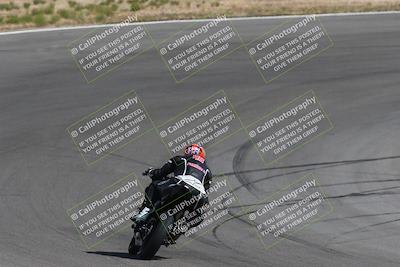 media/Apr-20-2025-AHRMA (Sun) [[393a79c373]]/Race/Group 12/Turn 4b/